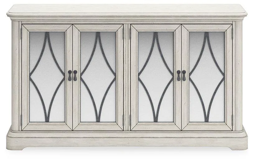 Arlendyne Dining Room Set