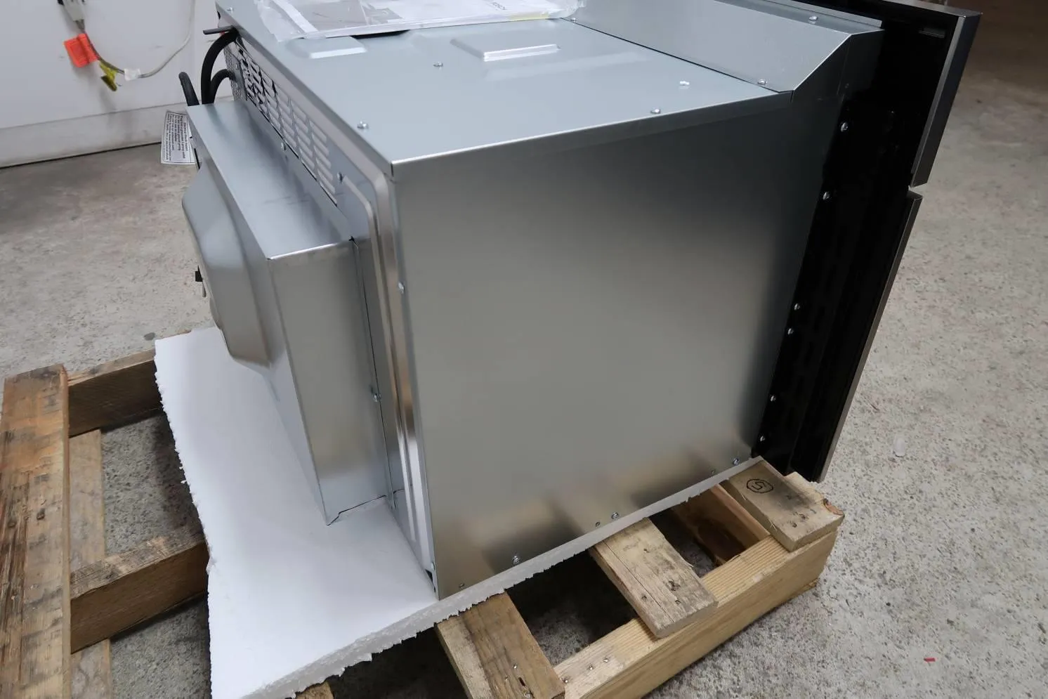 Bosch 800 Series 30" SpeedChef True SS Convection Sensor Cook Oven HMC80152UC