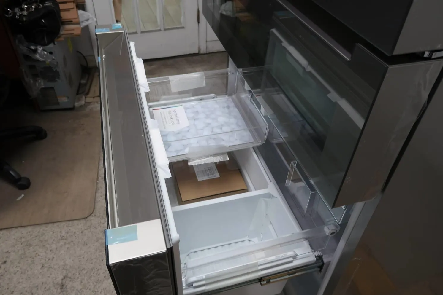 Bosch 800 Series 36" SS 20.5 Cu. Ft 4 French Door Smart Refrigerator B36CL81ENG
