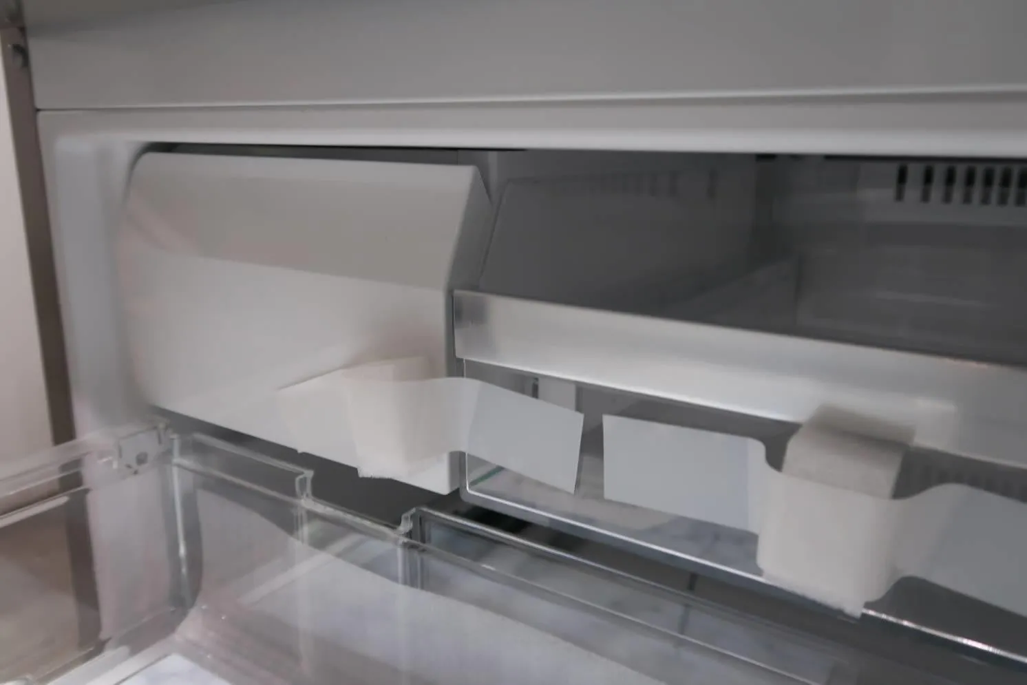 Bosch 800 Series 36" SS 20.5 Cu. Ft 4 French Door Smart Refrigerator B36CL81ENG