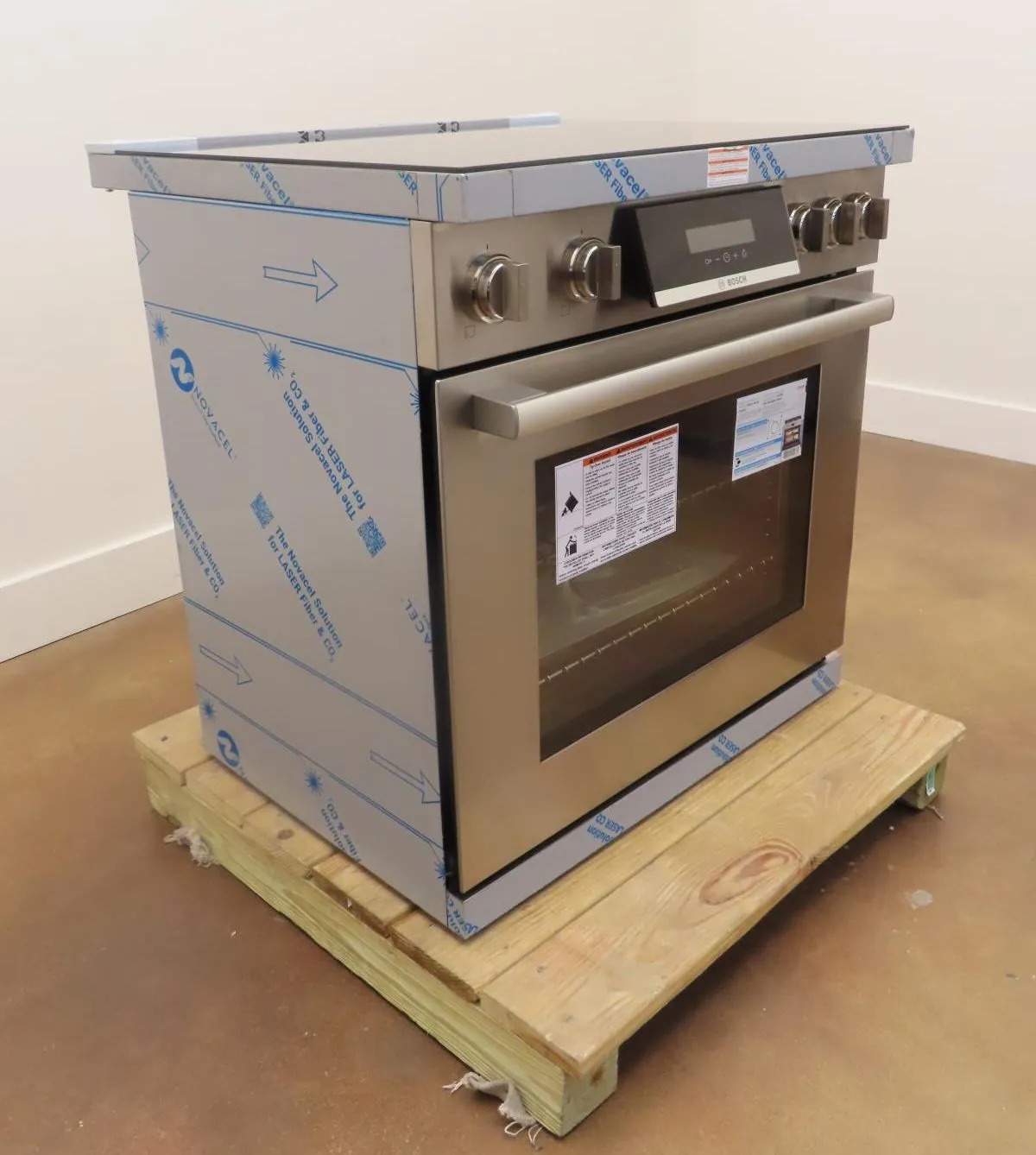 Bosch 800 Series HIS8055U 30 Inch Freestanding Induction Range Full Warranty