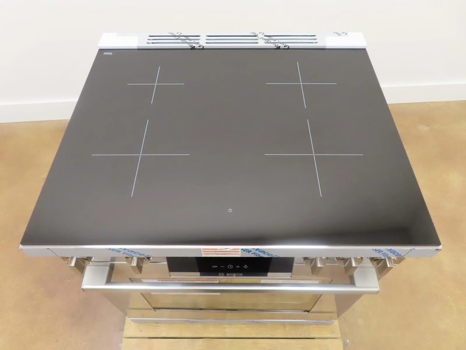 Bosch 800 Series HIS8055U 30 Inch Freestanding Induction Range Full Warranty