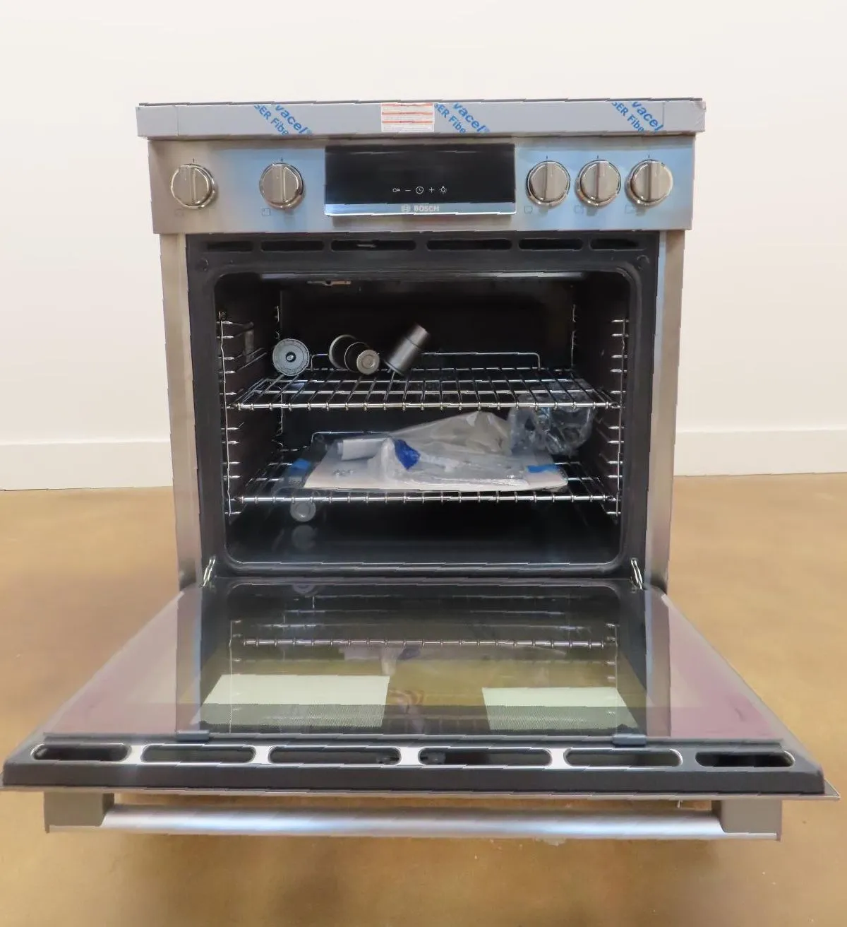 Bosch 800 Series HIS8055U 30 Inch Freestanding Induction Range Full Warranty