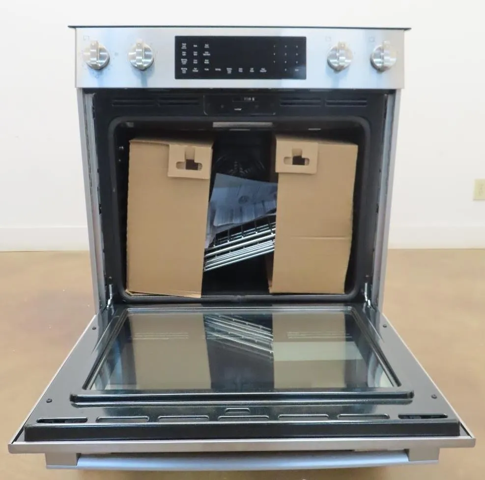 Bosch Benchmark Series HEIP056U 30" 5 Heating Element Slide-In Electric Range