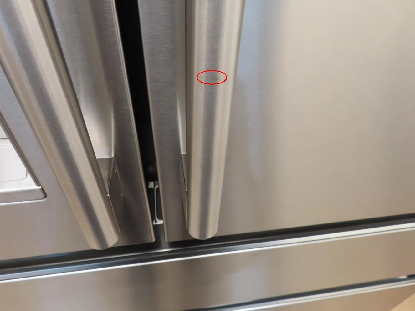 Electrolux ERMC2295AS 36" 4 Door French Door Refrigerator 21.8 Cu. Ft Capacity