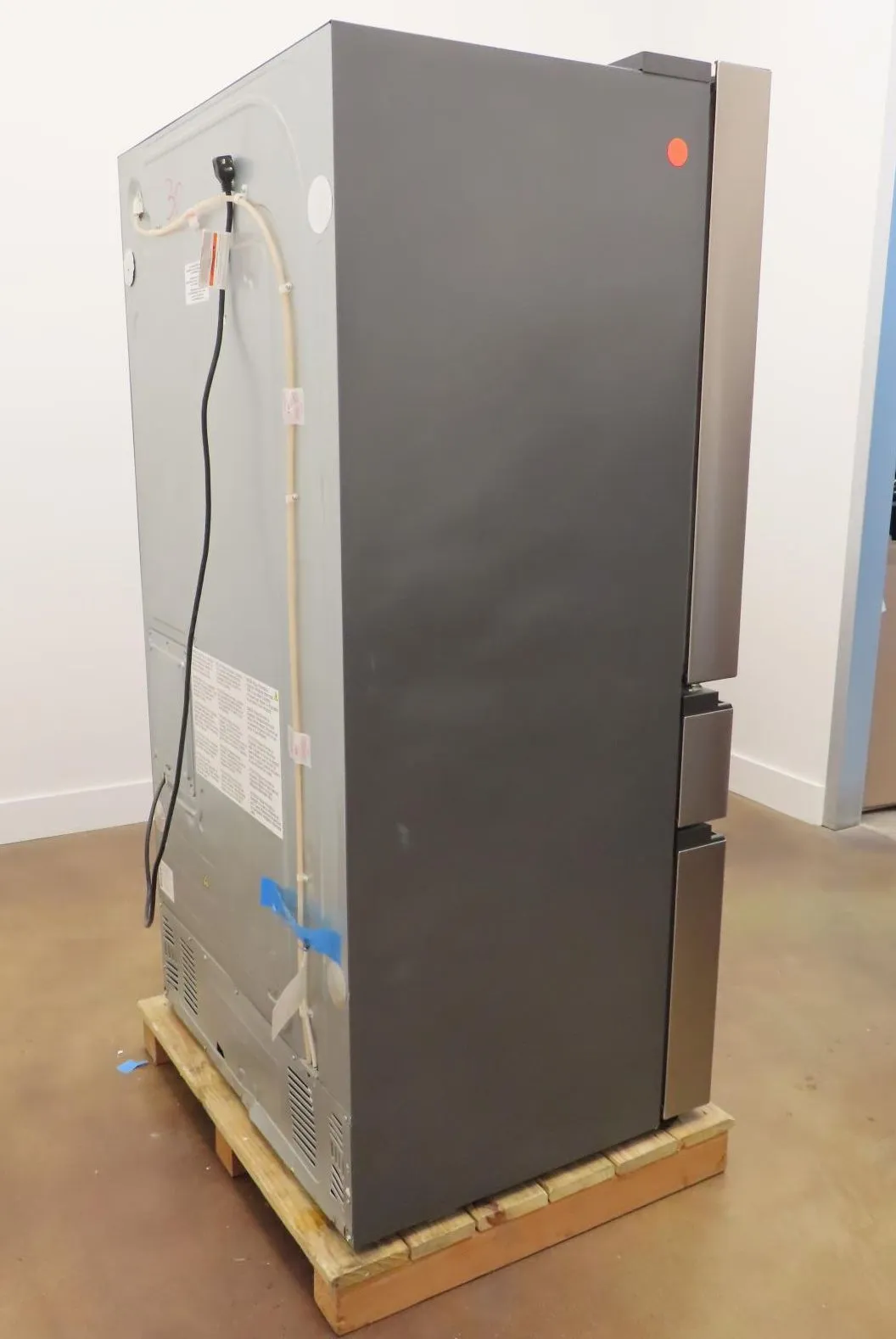 Electrolux ERMC2295AS 36" 4 Door French Door Refrigerator 21.8 Cu. Ft Capacity