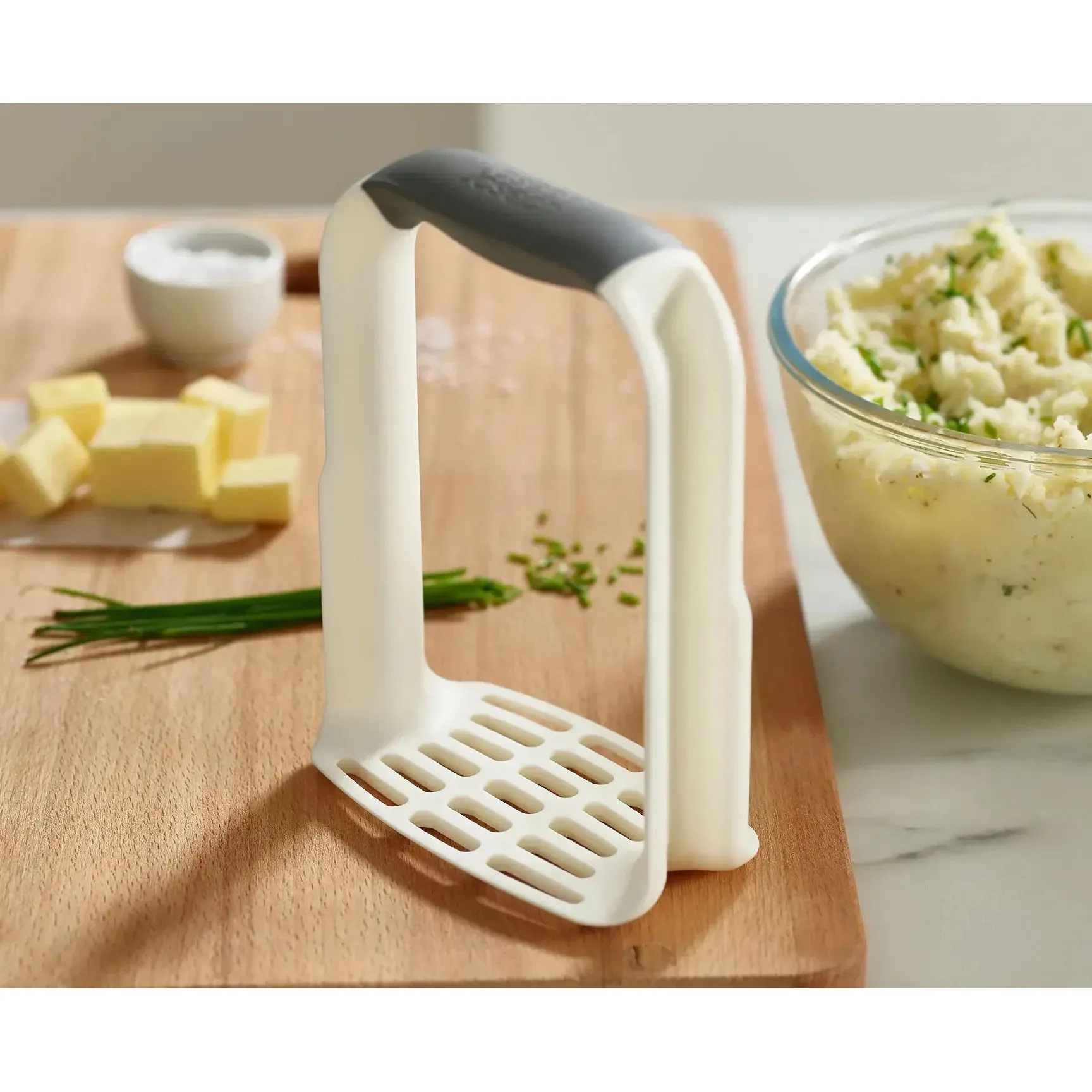 Joseph Joseph Easy-Mash White Potato Masher