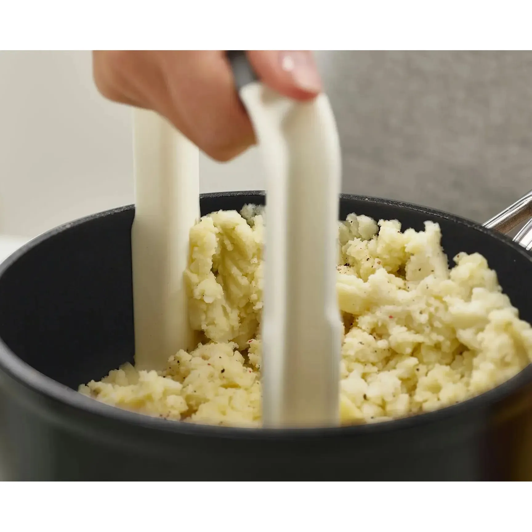 Joseph Joseph Easy-Mash White Potato Masher