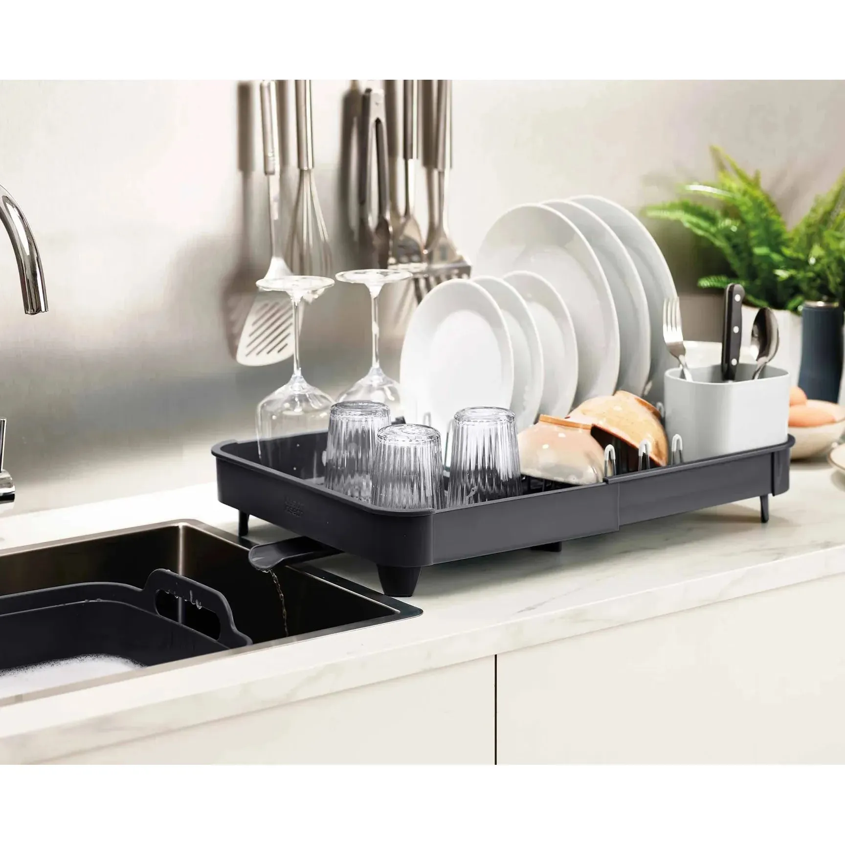 Joseph Joseph Extend Grey Expandable Dish Drainer