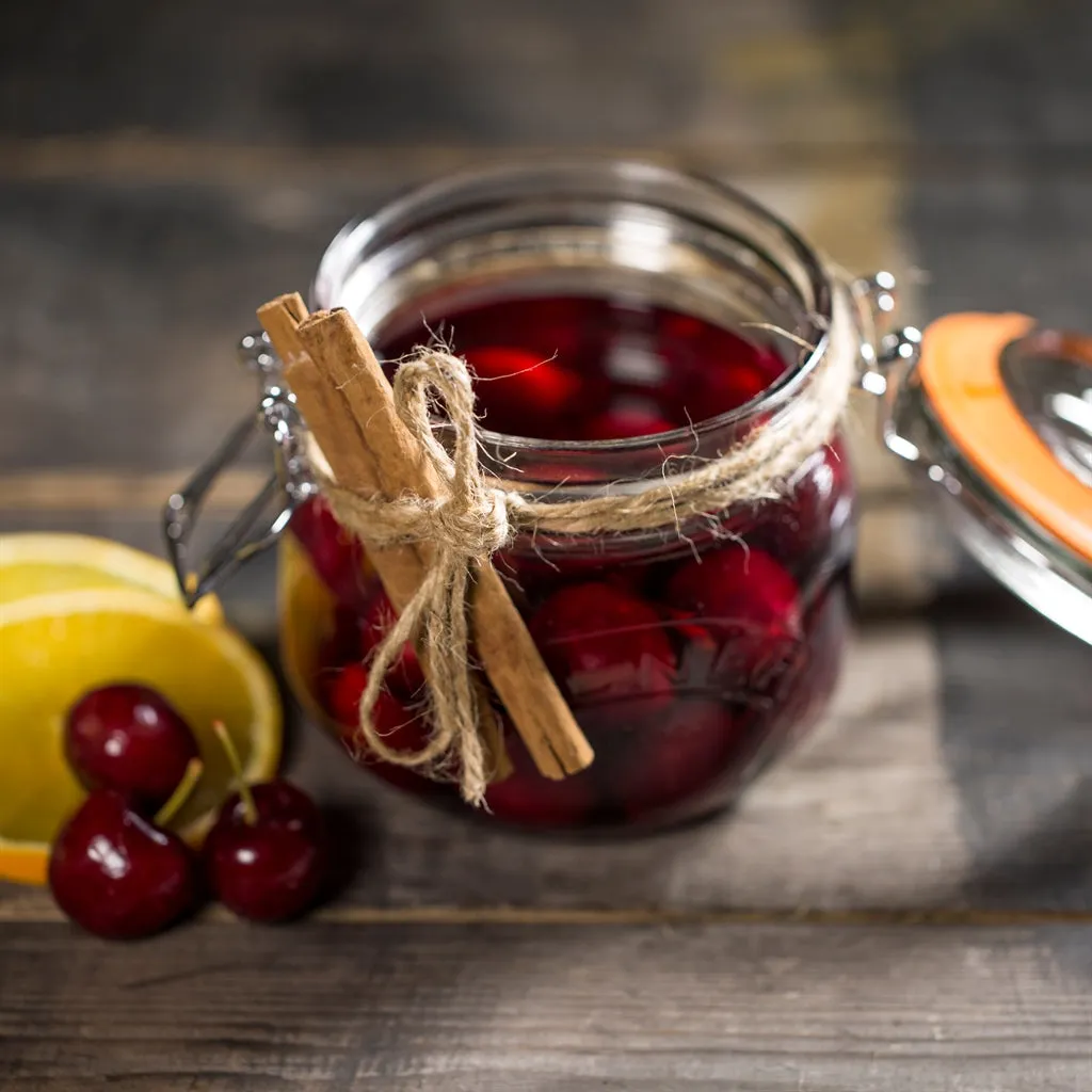 Kilner 0.5 Litre Round Clip Top Jar