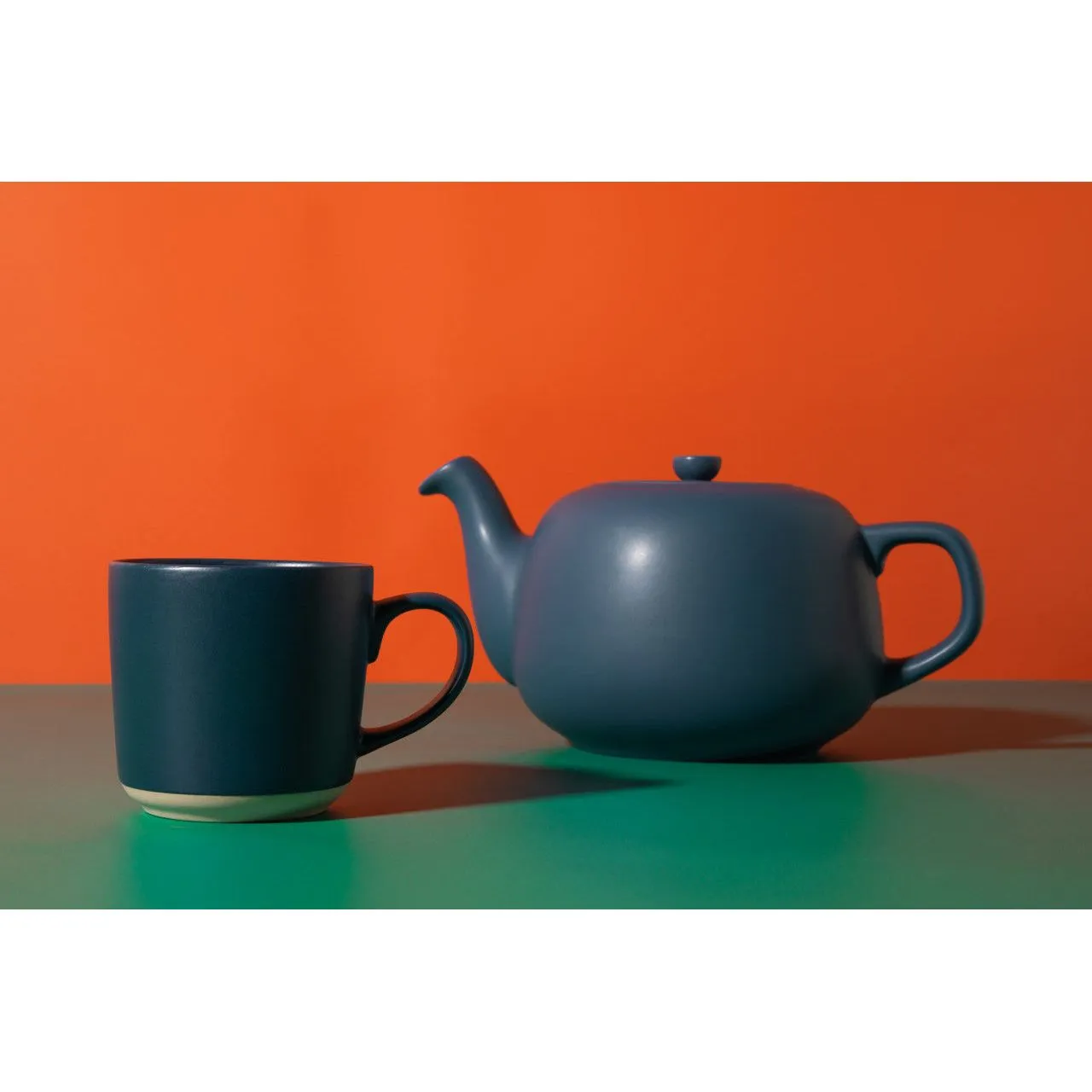 La Cafetiere Navy 1.5 Litre Ceramic Teapot