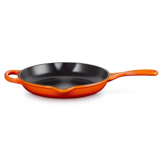 Le Creuset Signature 23cm Cast Iron Volcanic Skillet