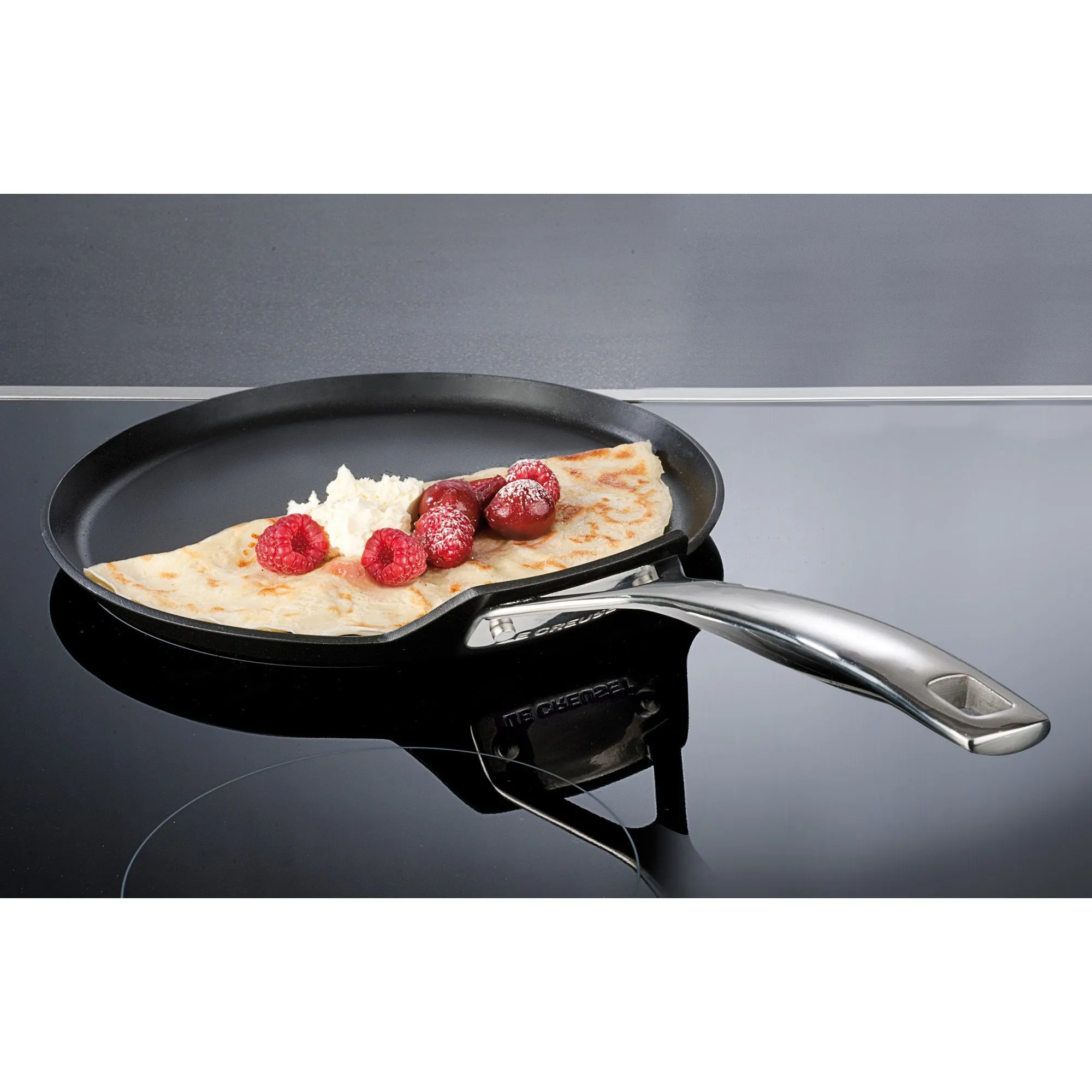 Le Creuset TNS Crepe Pan - All Sizes