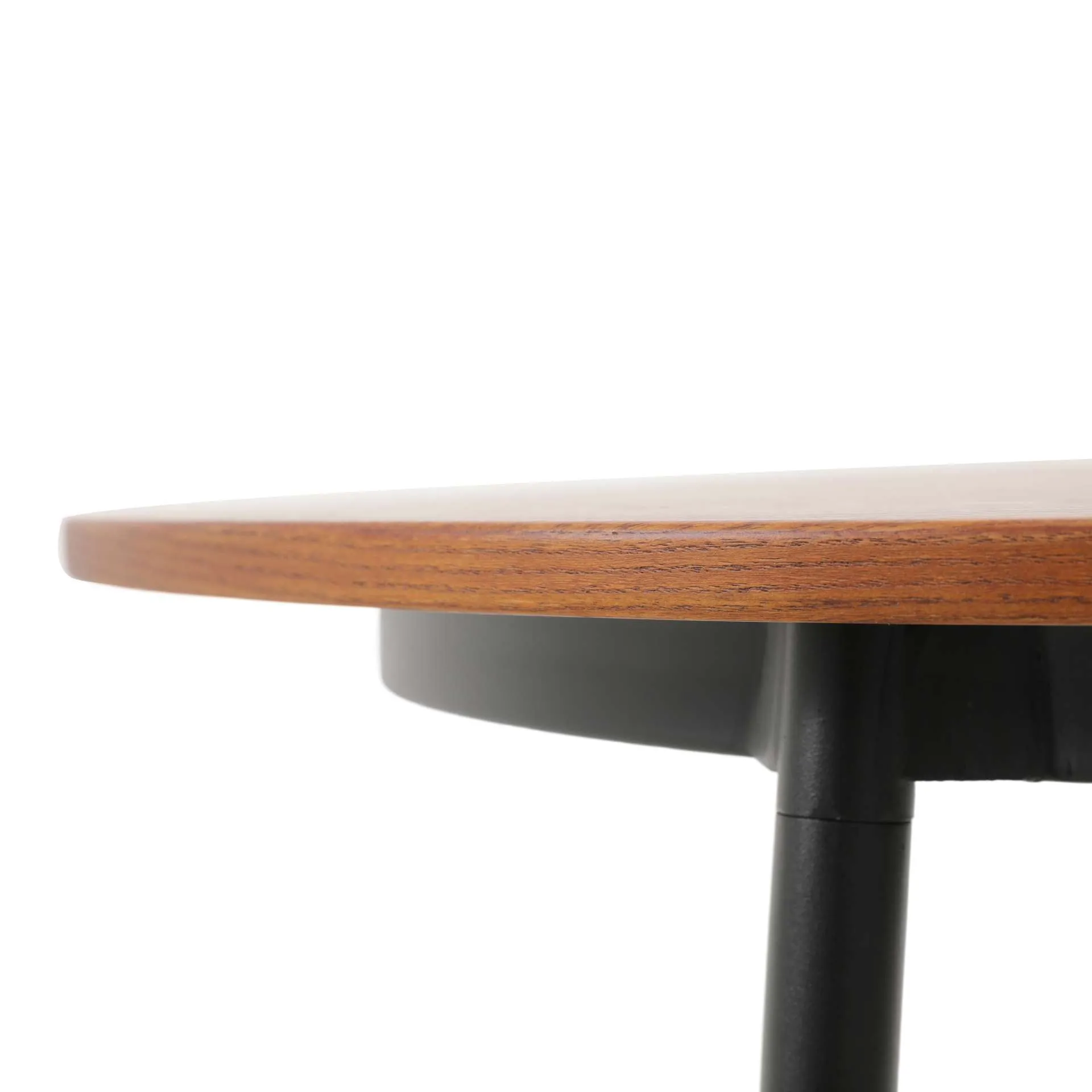 LeisureMod Tule Modern 71" Oval Dining Table with MDF Top and Black Steel Legs