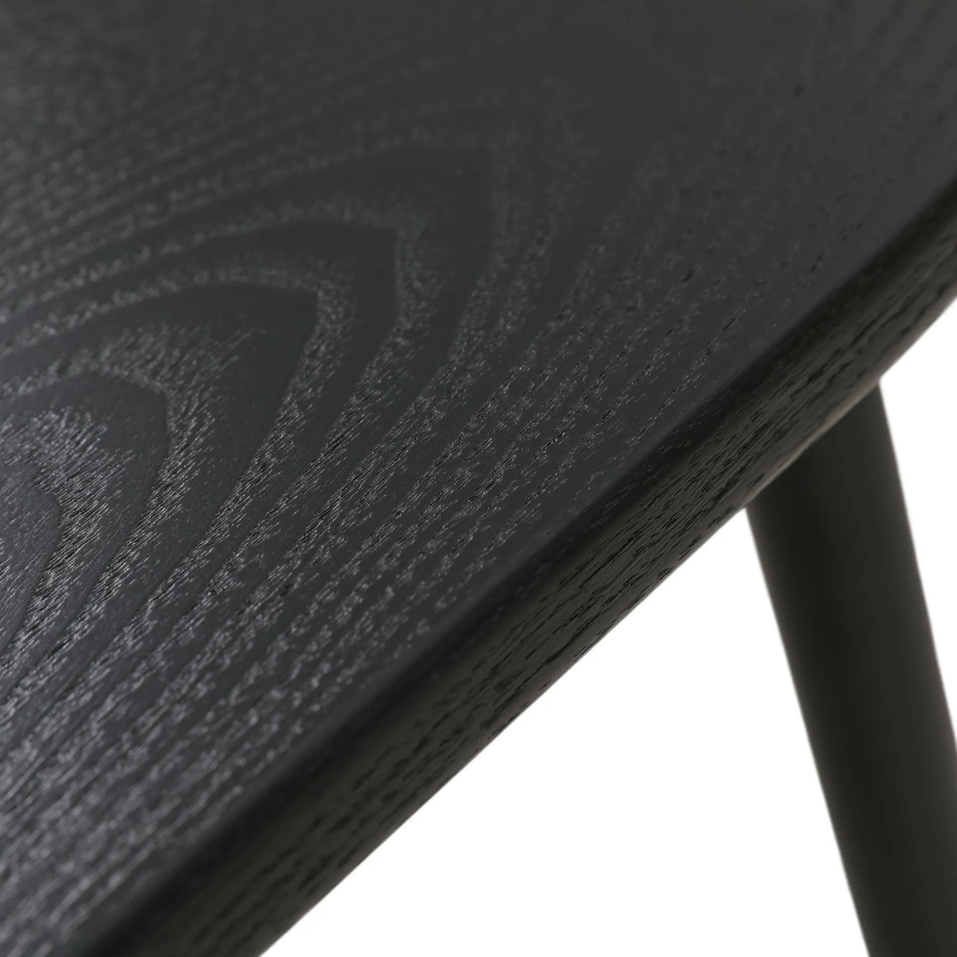 LeisureMod Tule Modern 71" Oval Dining Table with MDF Top and Black Steel Legs