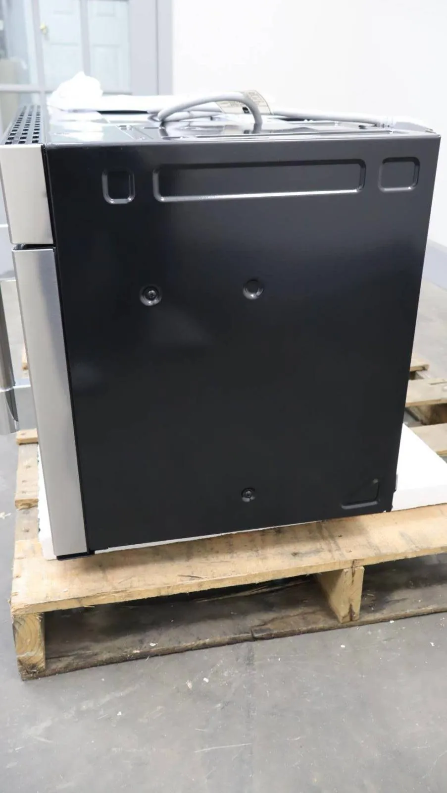Thermador 30" 2.1 Sensor Cooking SS Professional Series Microwave Oven MU30WSU