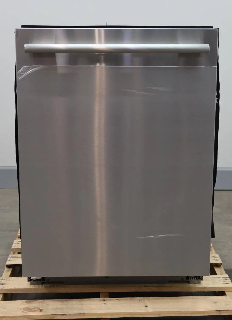 Thermador Masterpiece Emerald Series 24" 48dB Smart SS Dishwasher DWHD650WFM