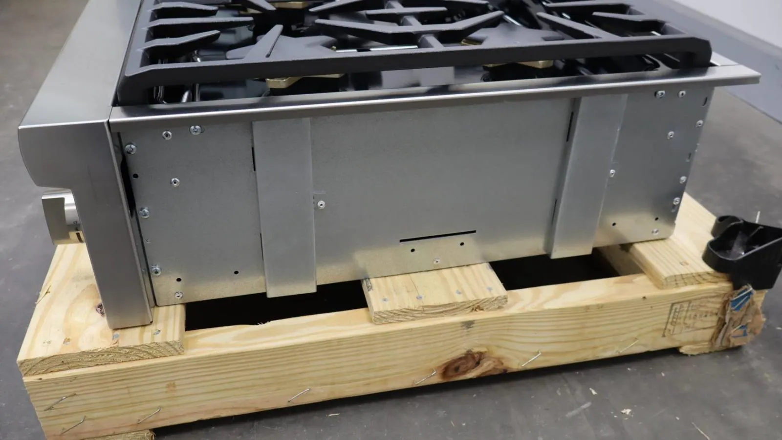 Thermador Professional Series 36" 6 Sealed Burner Stainless Gas Rangetop PCG366W