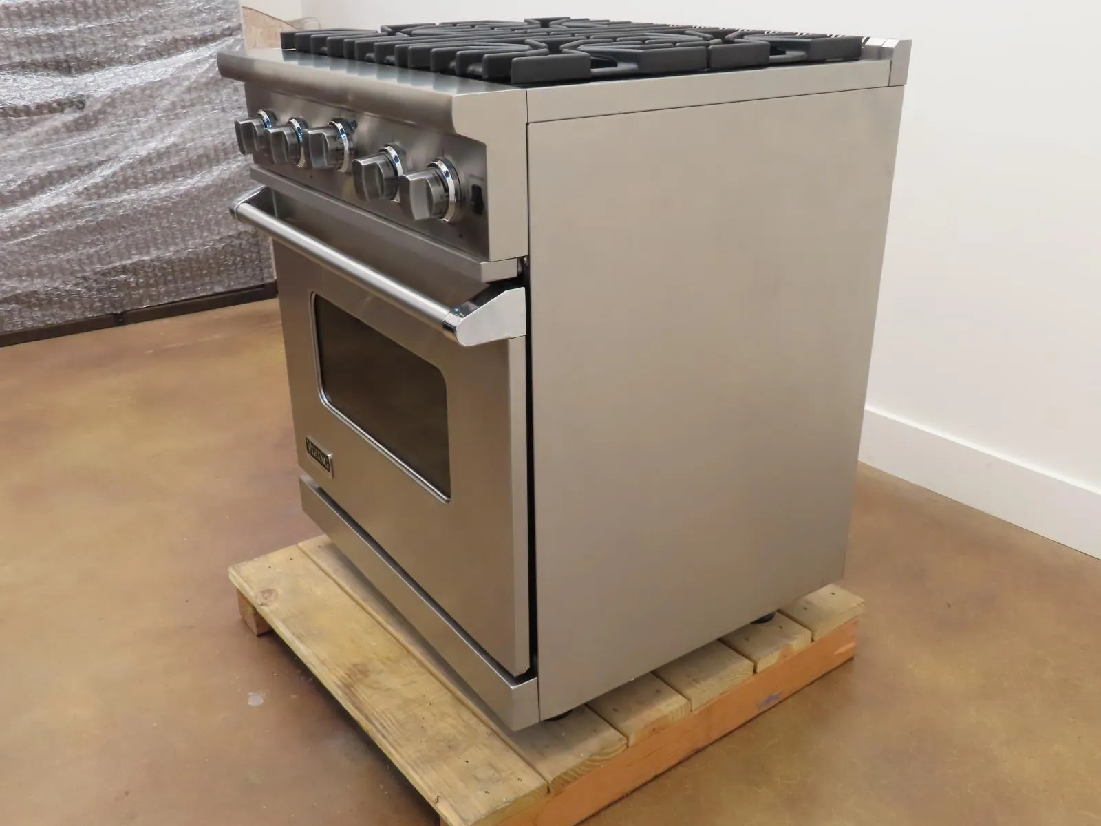 Viking 5 Series VGIC53014BSS 30" Pro-Style Gas Range ProFlow Convection