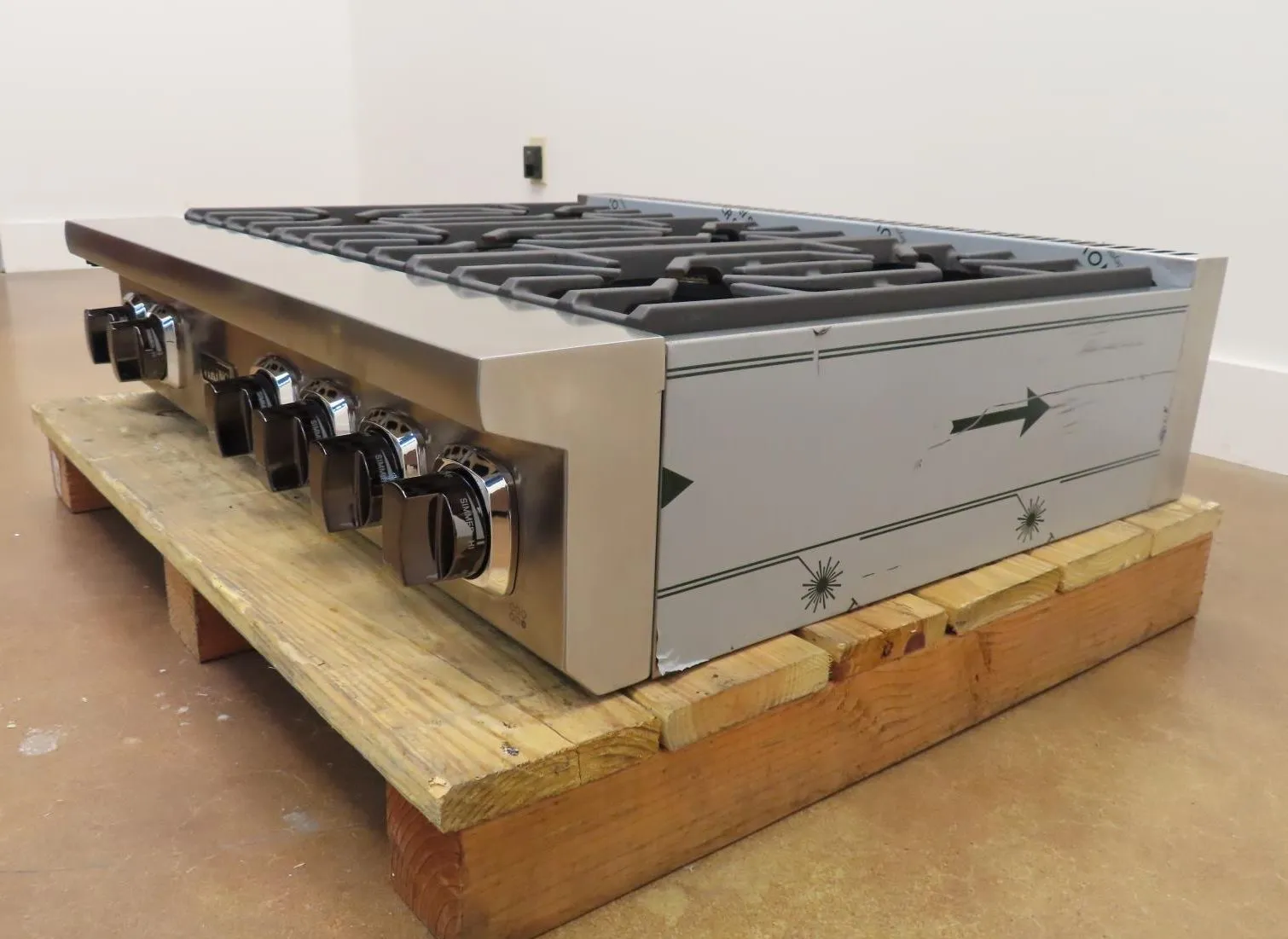 Viking 7 Series VRT7366BSS 36 Inch Gas Rangetop with 6 Viking Elevation Burners