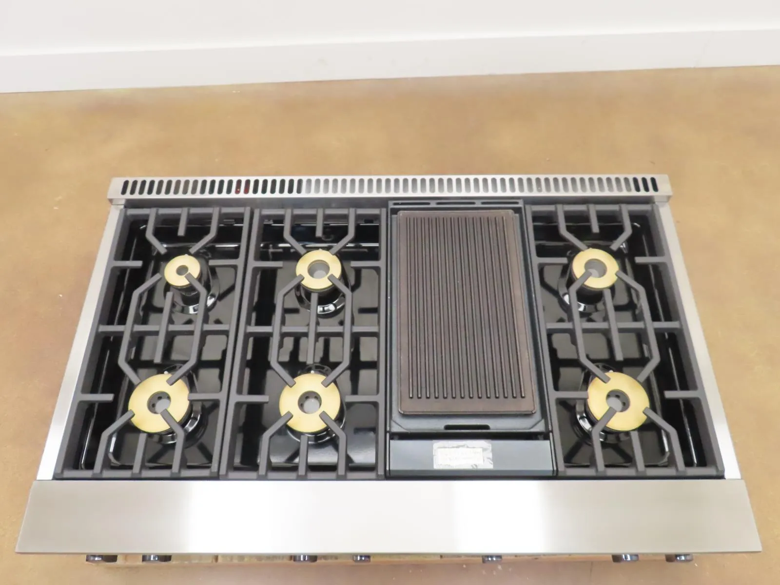 Viking 7 Series VRT7486GSSLP 48" Gas Rangetop With 6 Viking Elevation Burners